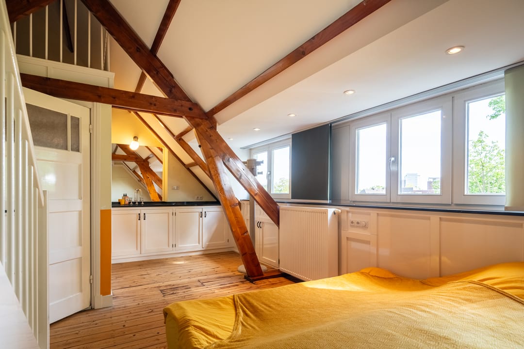 Photo 31 of Robert Regoutstraat 4