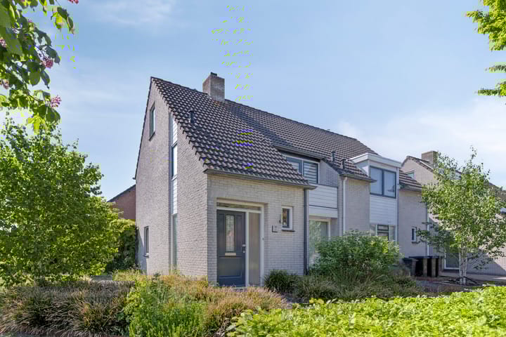 Foto 1 van Wielewaal 14