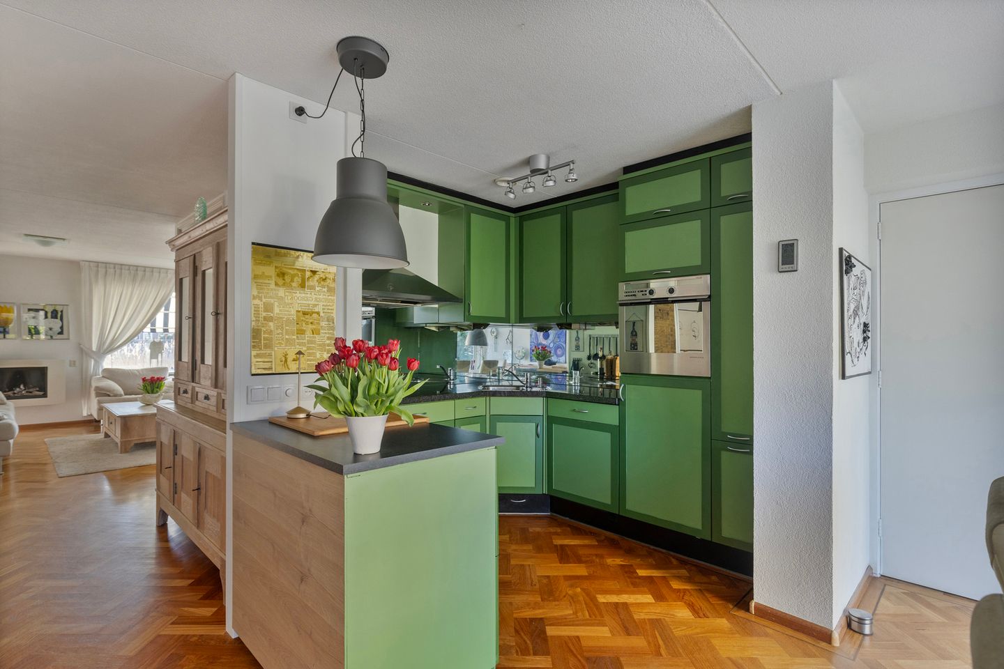 Foto 19 van Poortlaan 63