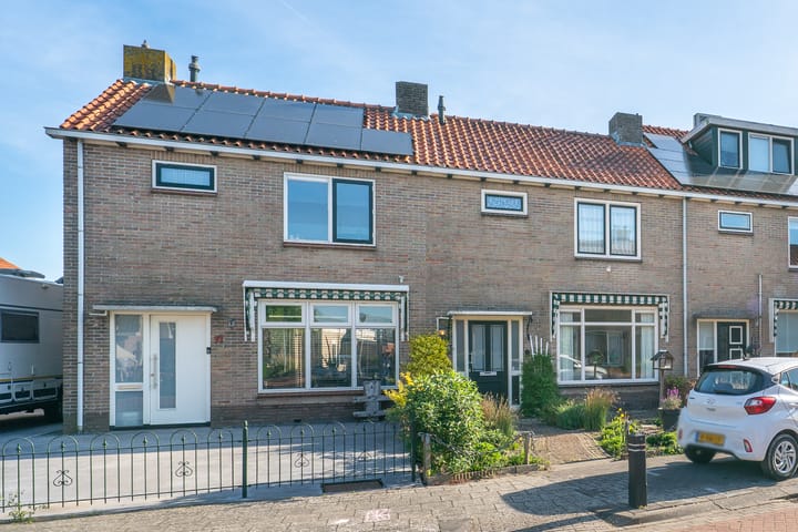 Foto 41 van Poststraat 13