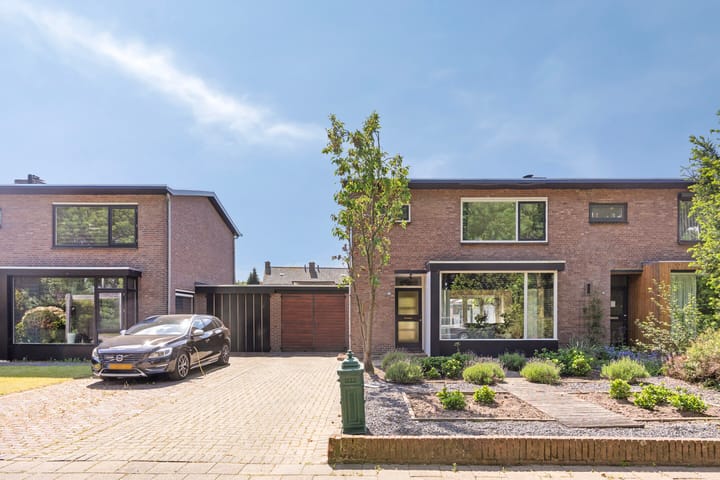 Foto 1 van Oosteinde 44