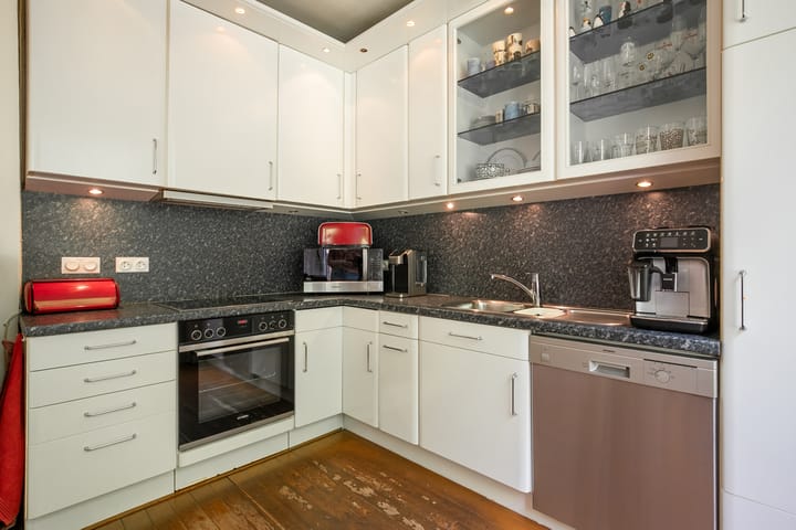 Foto 8 van Hagenroderstraat 16