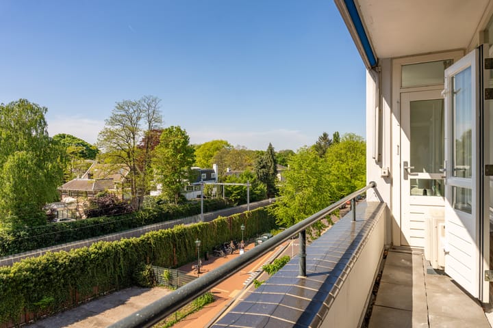 Foto 10 van Julianaplein 72