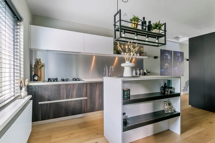 Foto 2 van Muurzwaluw 38