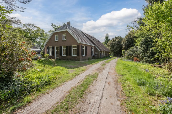 Oosteinde 10