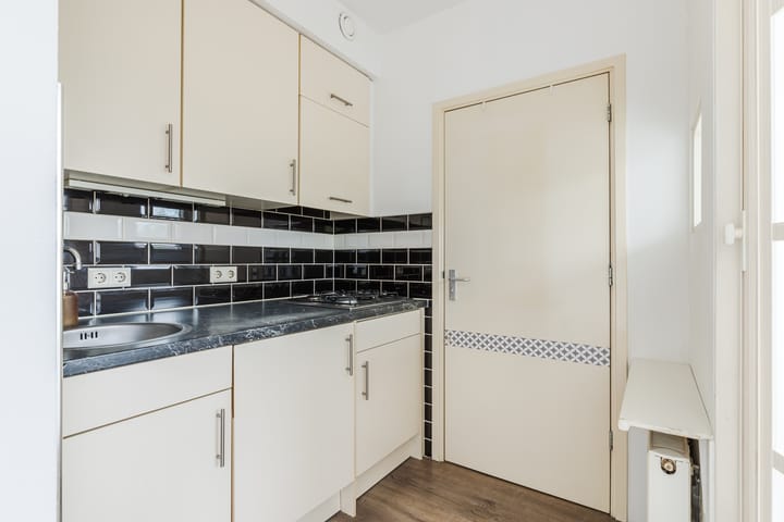 Foto 10 van Almarestraat 28