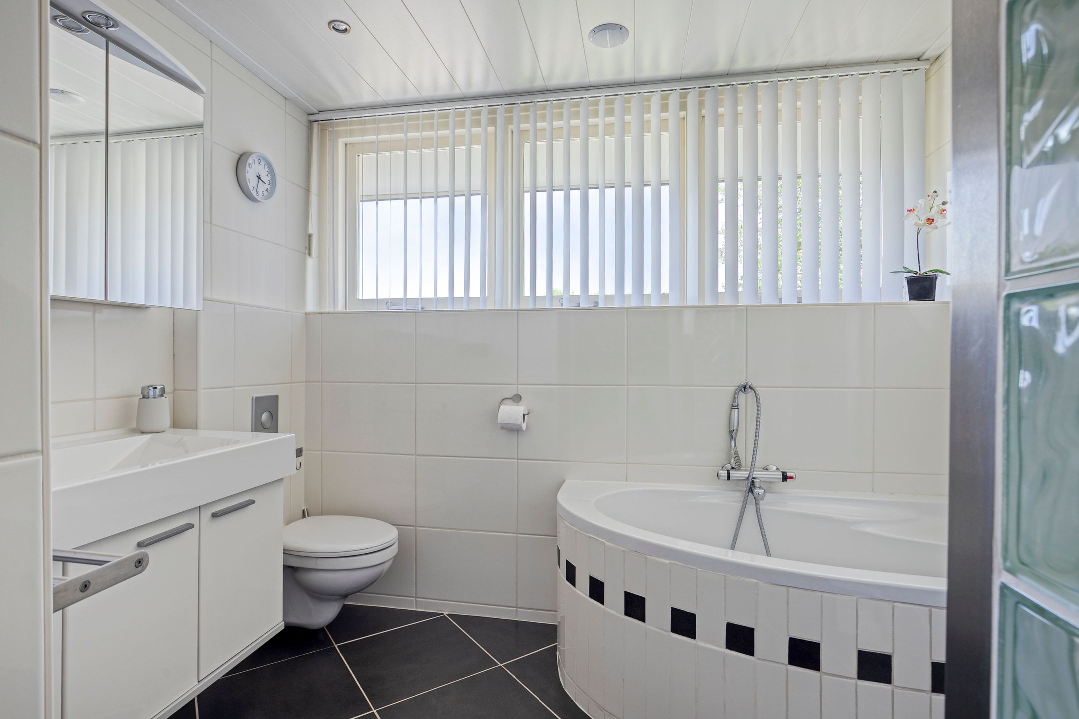 Photo 27 of Nederheide 9-A