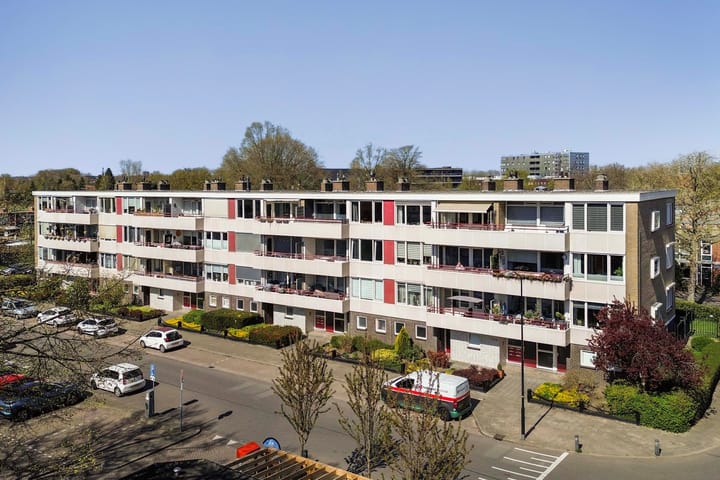 Photo 4 of Maasstraat 49