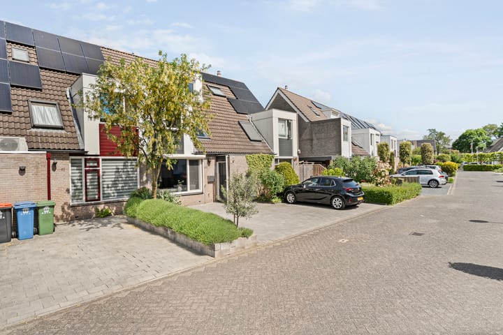 Foto 3 van Van Zuylenware 66