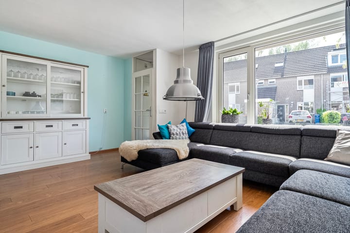 Foto 10 van Van Zuylenware 66