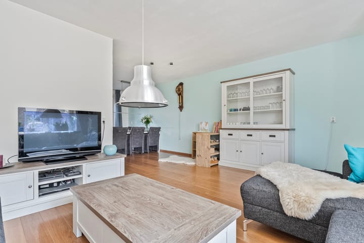 Foto 11 van Van Zuylenware 66