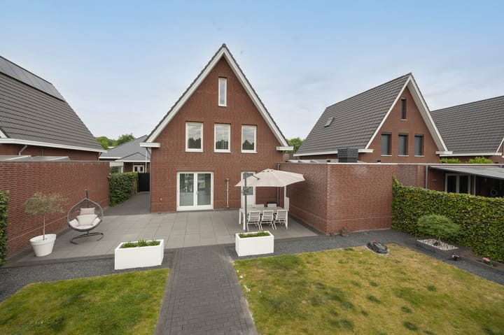 Foto 46 van Baroniestraat 32