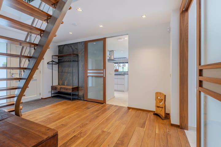 Photo 7 of Irenestraat 156