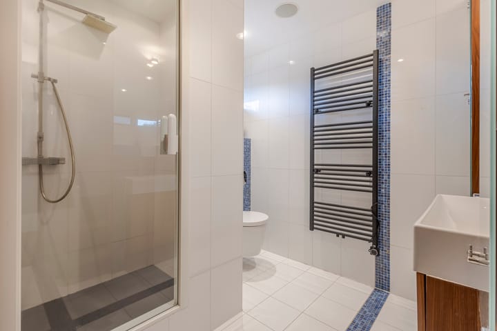 Photo 27 of Irenestraat 156