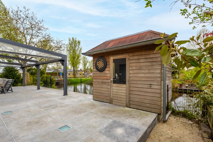 Photo 43 of Irenestraat 156