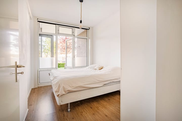 Photo 10 of Jan Th. Tooroplaan 42