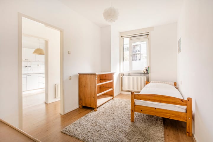 Photo 13 of Jan Th. Tooroplaan 42