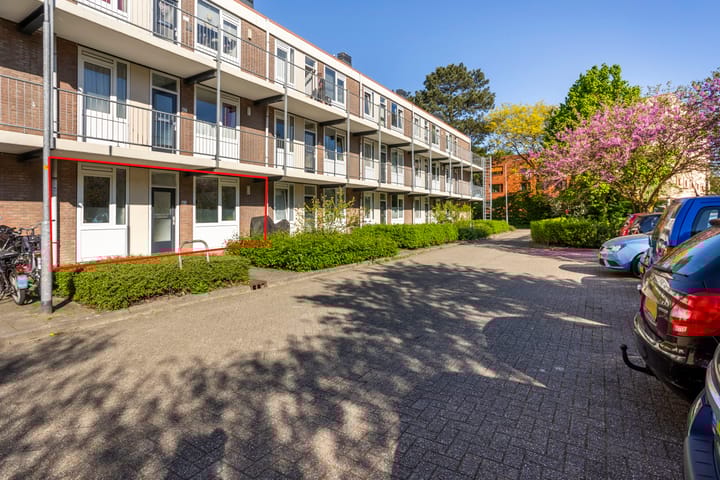 Photo 22 of Jan Th. Tooroplaan 42