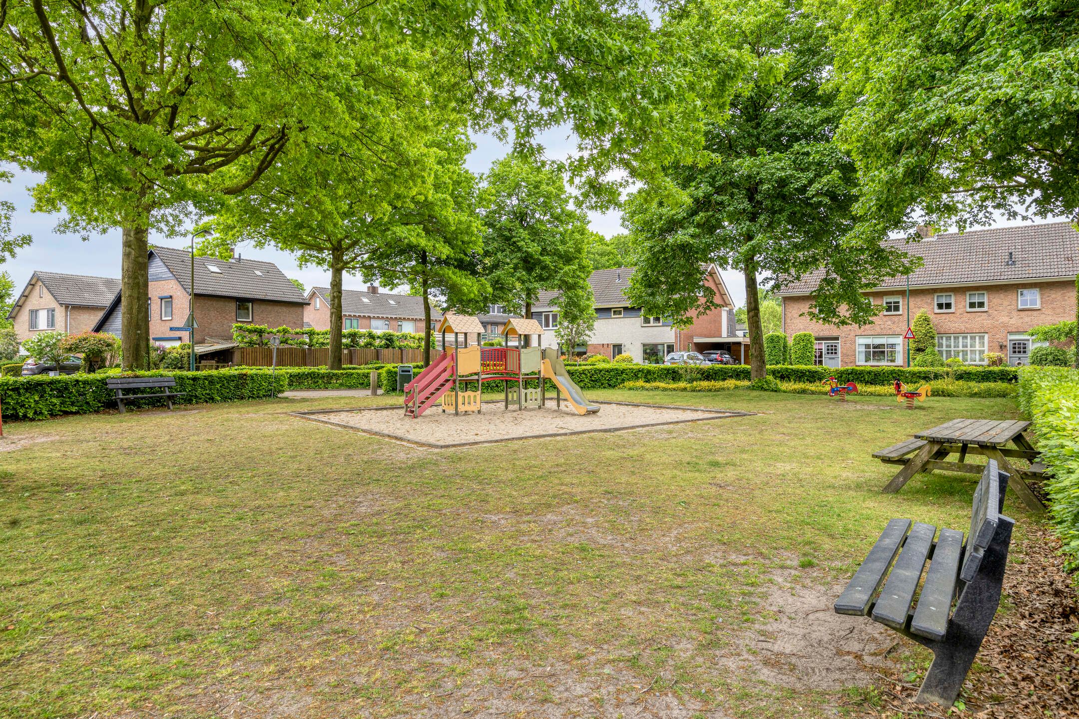 Foto 36 van Duivenvoordestraat 5