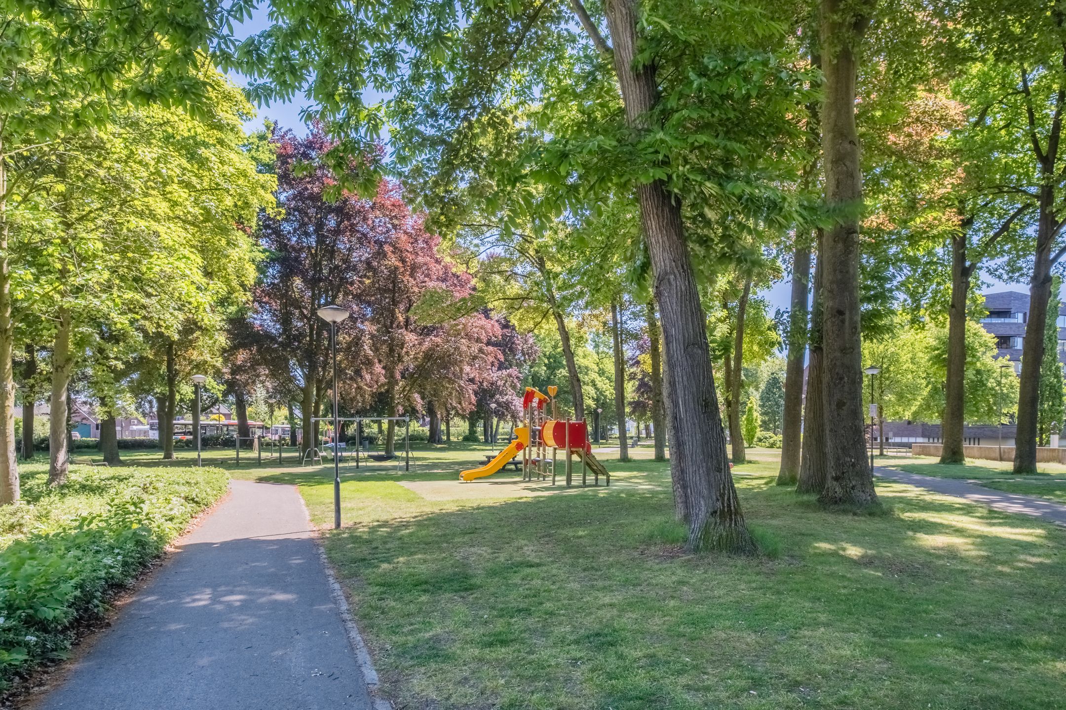 Foto 27 van Valkenierstraat 19