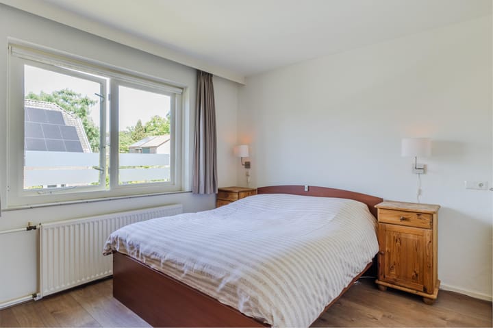 Foto 10 van Parallelweg 2