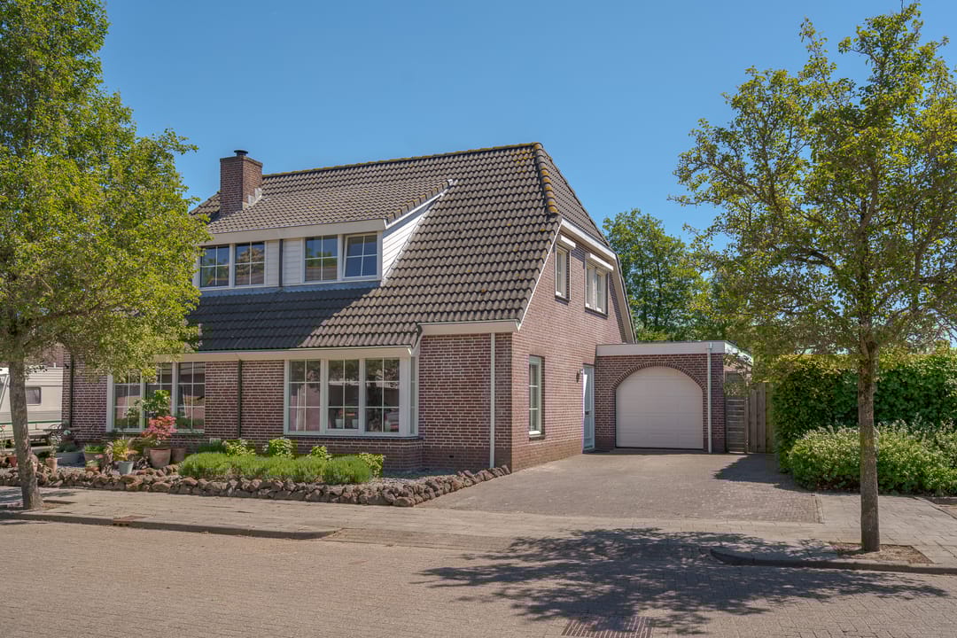 Foto 1 van van Dijksweg 31