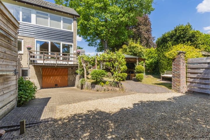 Foto 22 van Parallelweg 2