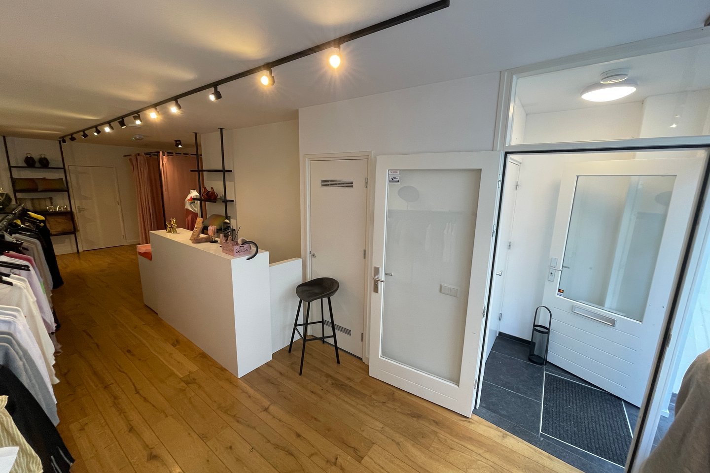 Bekijk foto 3 van Dominicanerkerkstraat 3