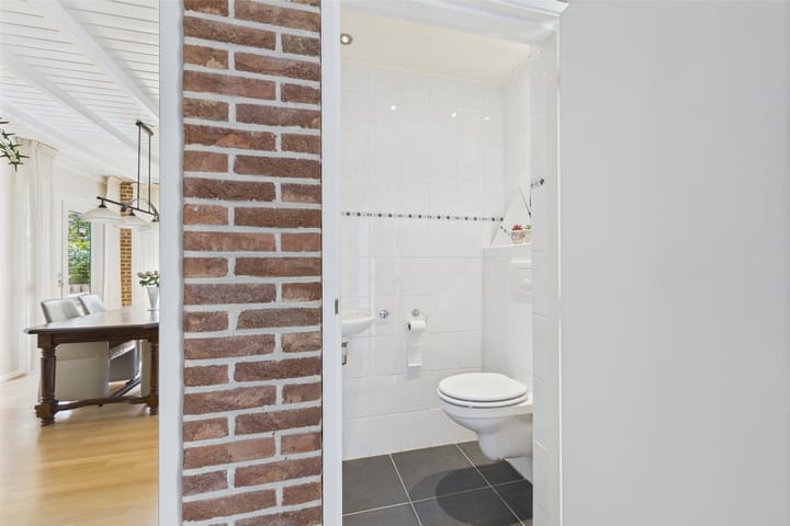 Photo 9 of Elzenstraat 30