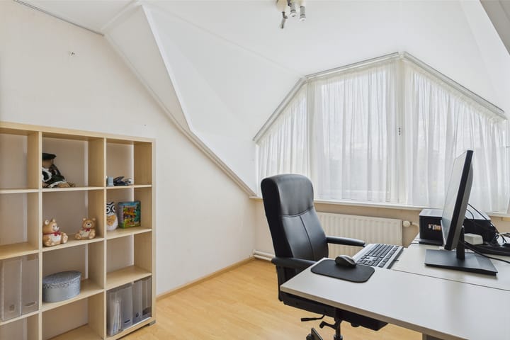 Photo 27 of Elzenstraat 30