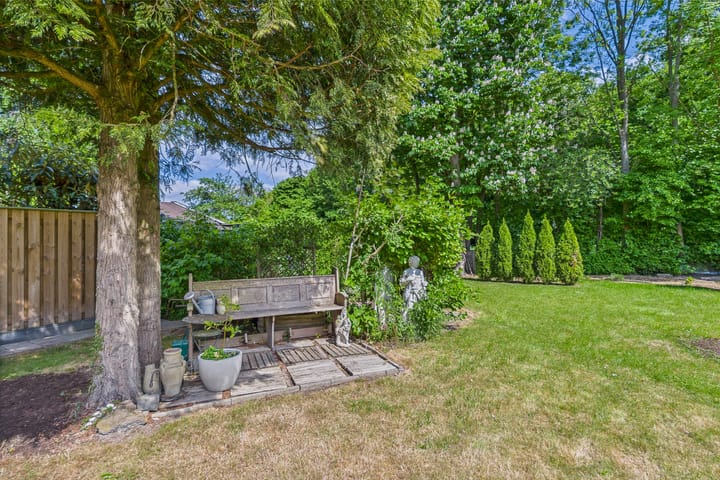 Photo 42 of Elzenstraat 30