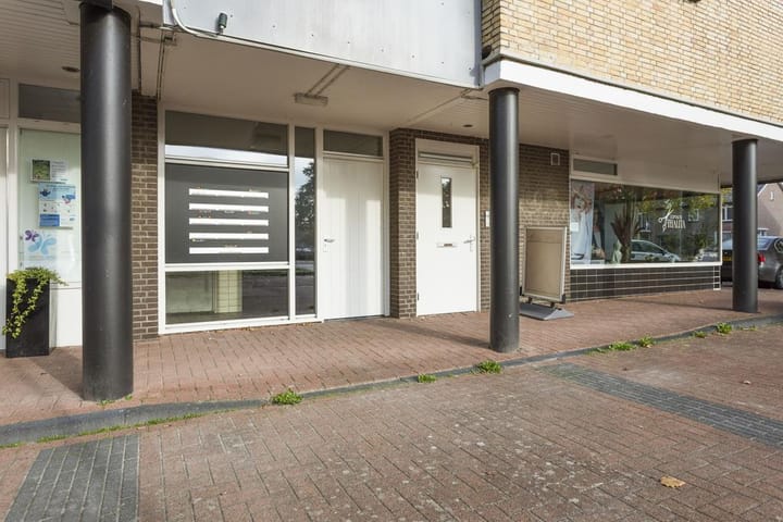 Photo 13 of President Kennedystraat 27