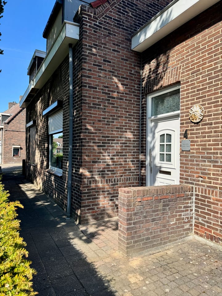 Foto 2 van Tollisstraat 4