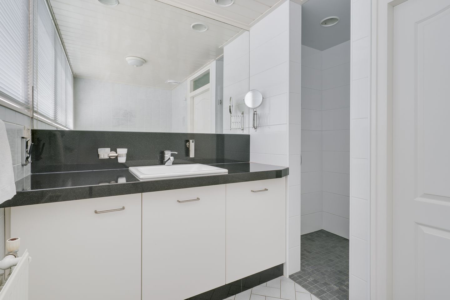 Foto 34 van Dorpsweg 16-A