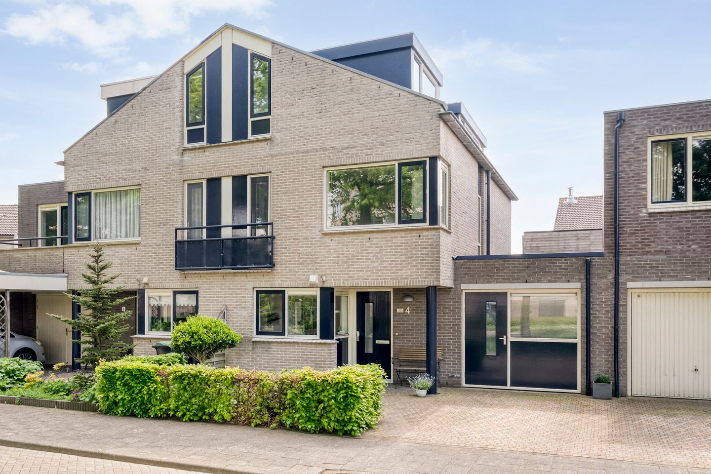 Foto 1 van Van Rielstraat 4