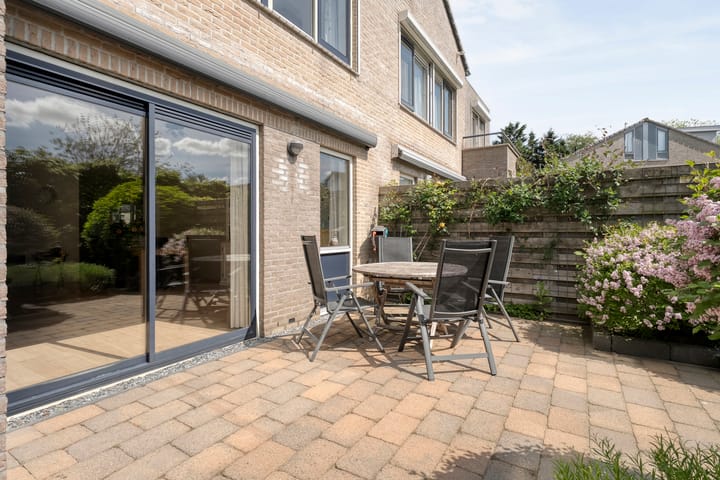 Foto 32 van Van Rielstraat 4