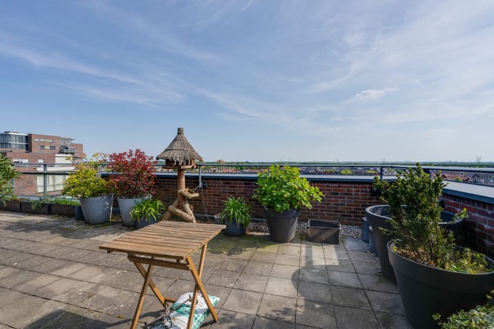 Photo 37 of Darwinstraat 35