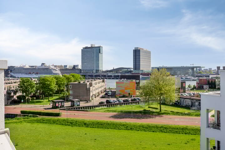 Foto 33 van IJplein 133