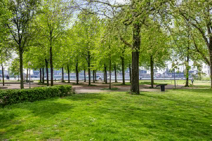 Foto 42 van IJplein 133