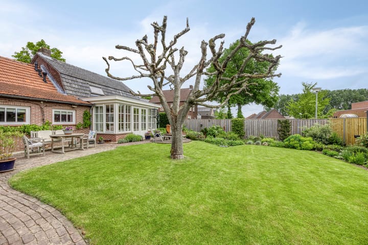 Foto 8 van De Cuyperstraat 1