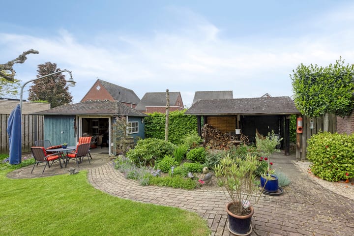 Foto 9 van De Cuyperstraat 1