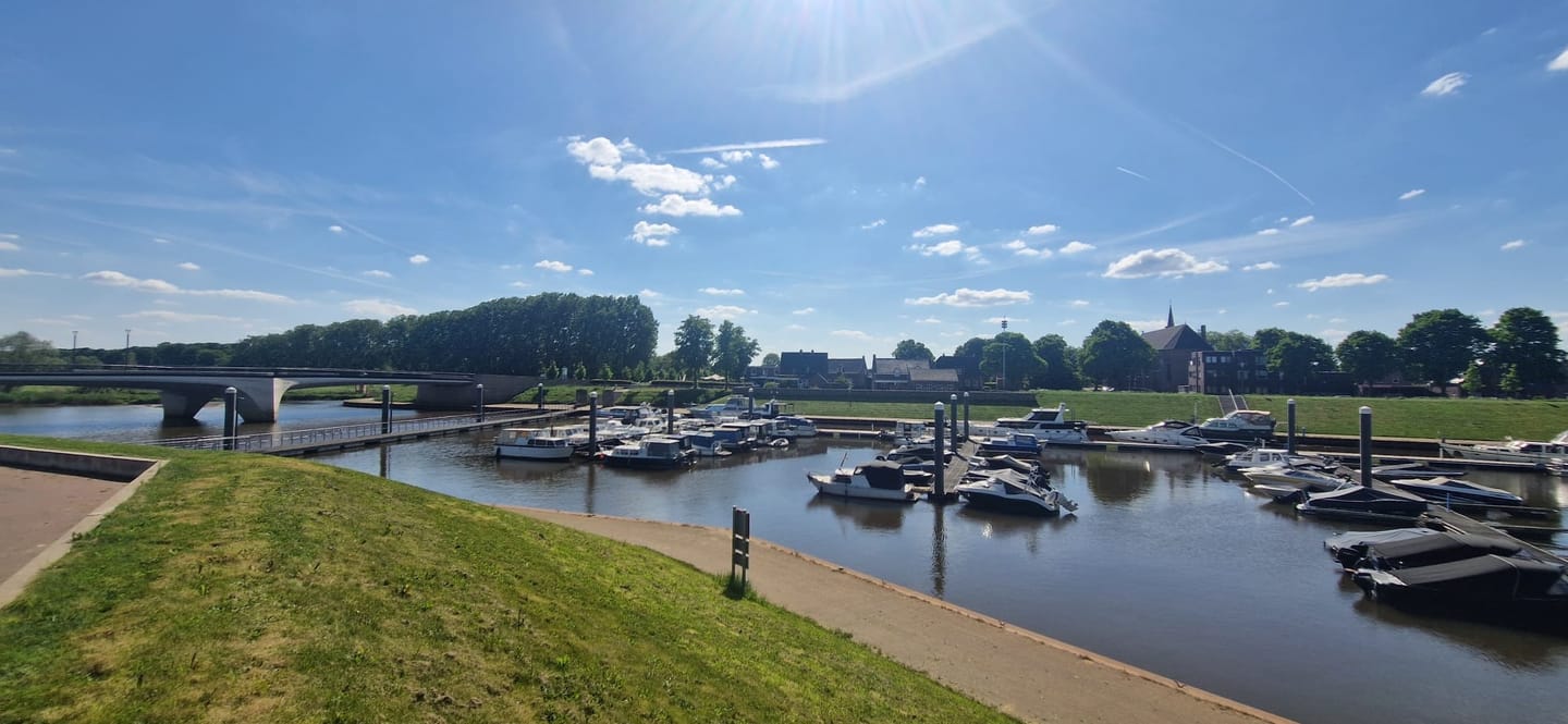 Photo 35 of De Cuyperstraat 1