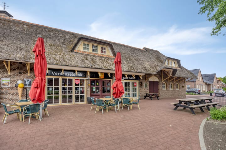 Foto 37 van De Cuyperstraat 1