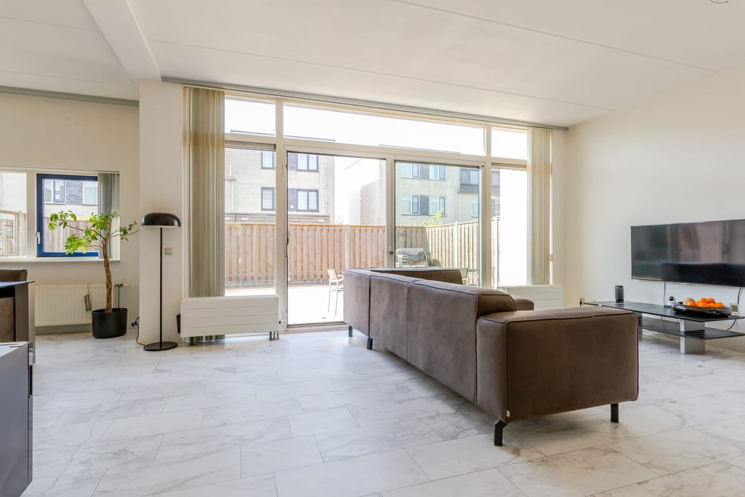 Foto 8 van Thérèse Schwartzestraat 98