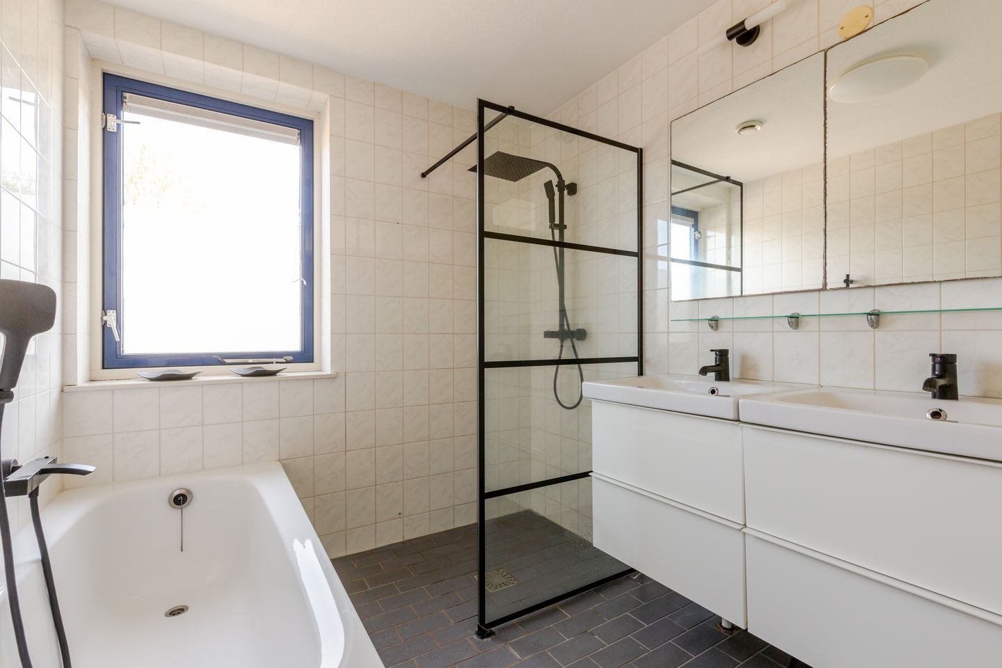 Foto 20 van Thérèse Schwartzestraat 98