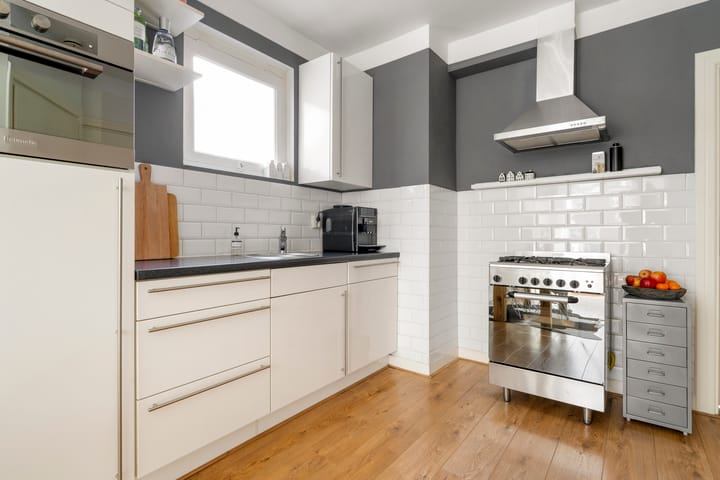 Foto 8 van Van Oldenbarneveldtstraat 89-2