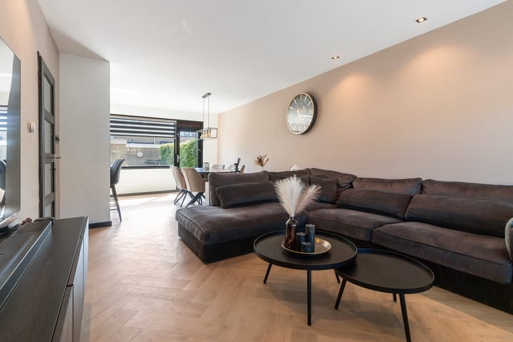 Foto 15 van Kameleonring 24