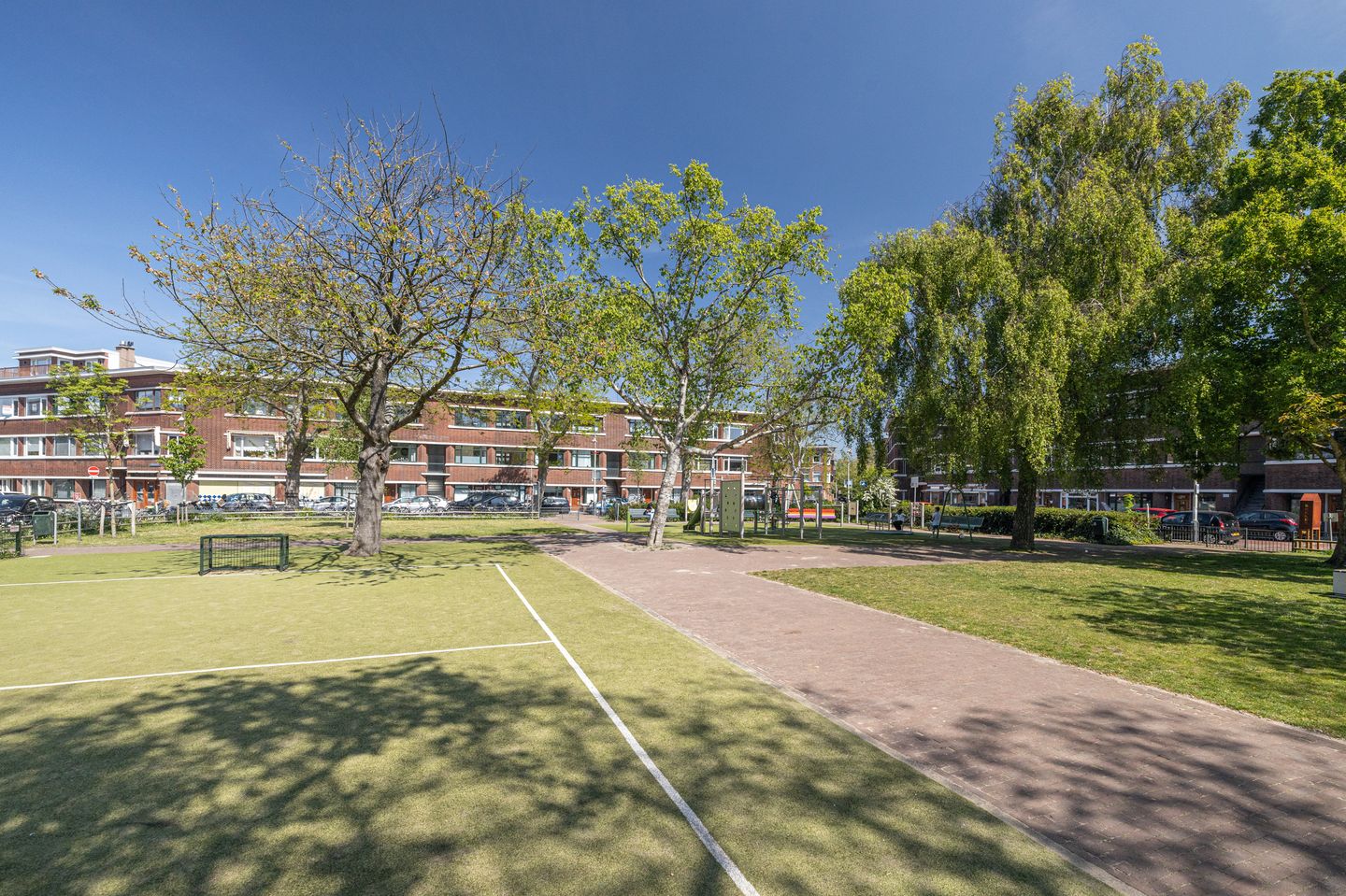 Foto 20 van Abrikozenstraat 33