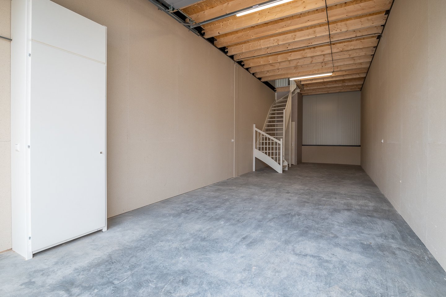 View photo 4 of Malerstraat 8-F