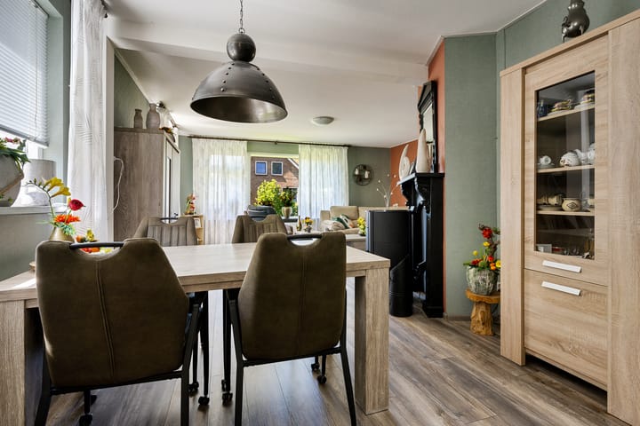 Foto 8 van Schoonebekerstraat 3